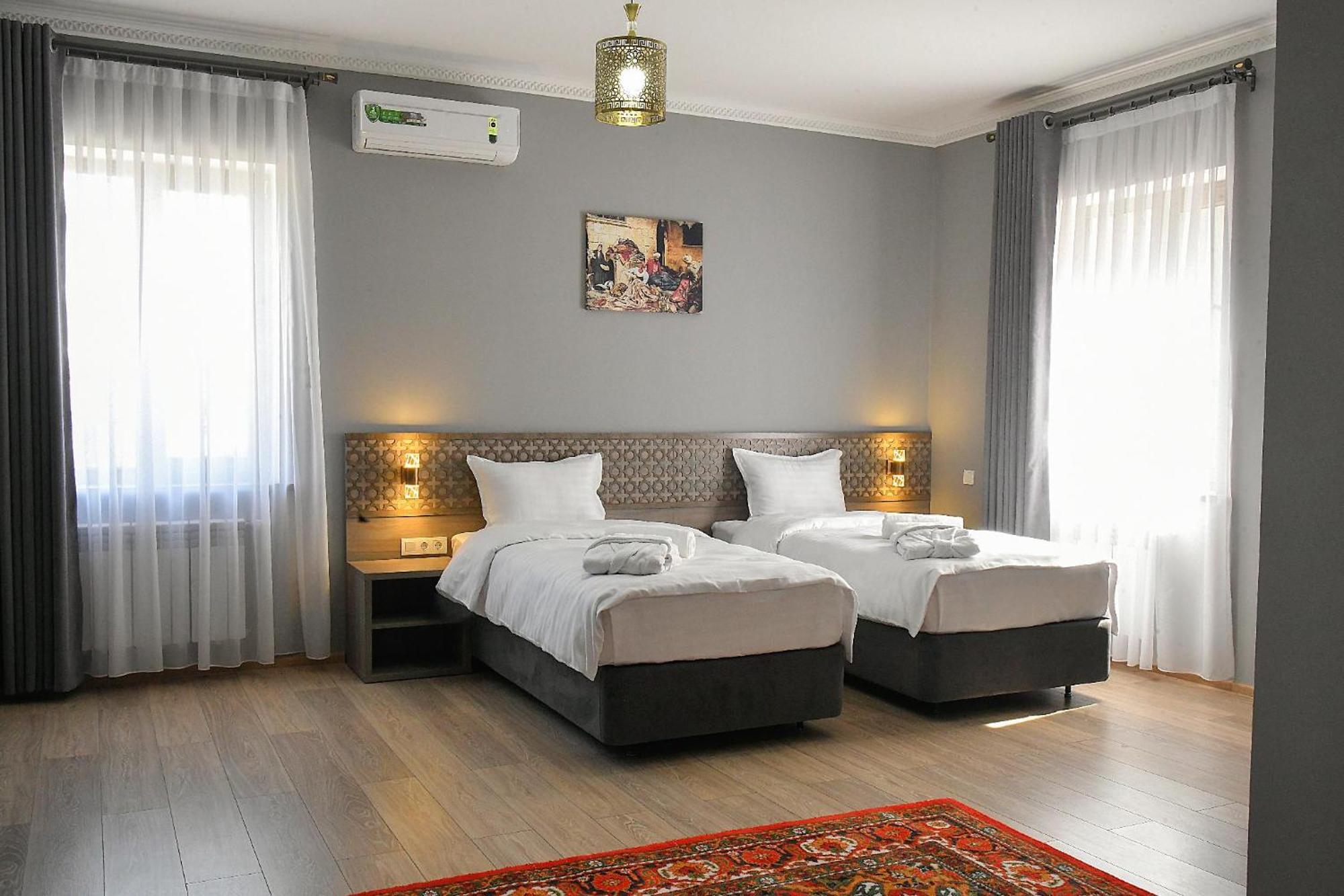 Khan Hotel Samarcande Extérieur photo