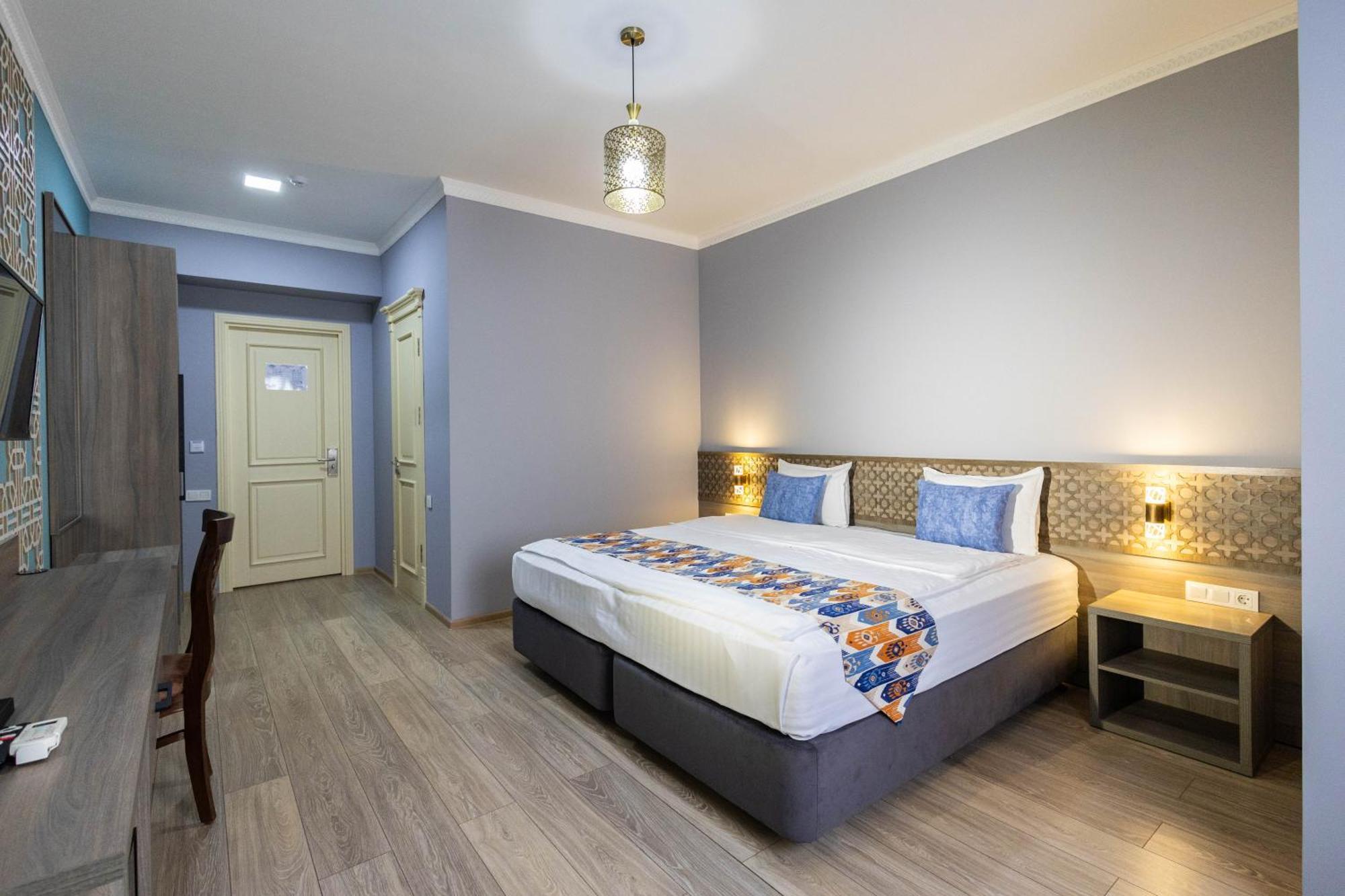 Khan Hotel Samarcande Extérieur photo